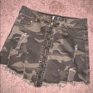Dance & Marvel camo Skirt